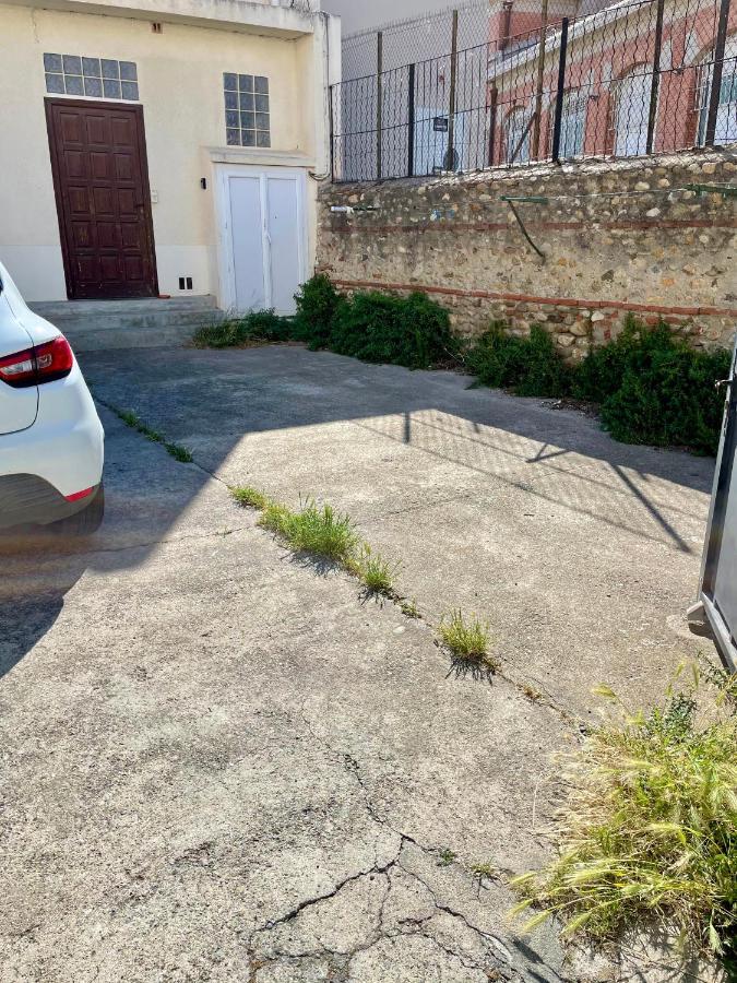 Appartement Prox Lycee Arago Perpignan Exteriör bild
